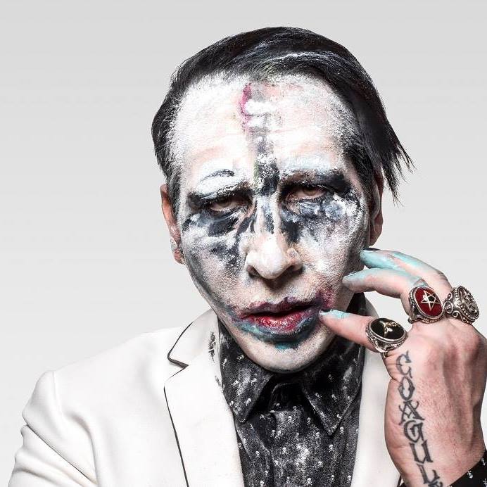 Musica Internazionale, Nuove Uscite. Marilyn Manson presenta la sua versione dark di “God’s Gonna Cut You Down”