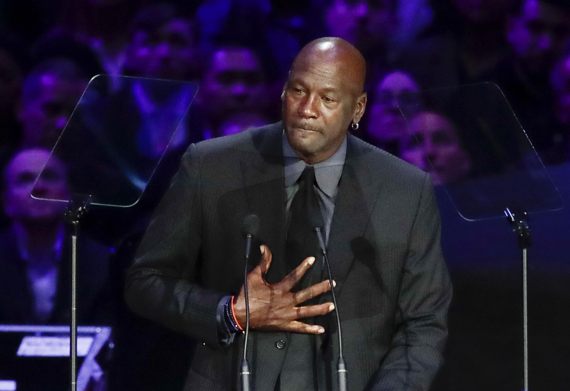 Michael Jordan dona 100 milioni per il caso Floyd