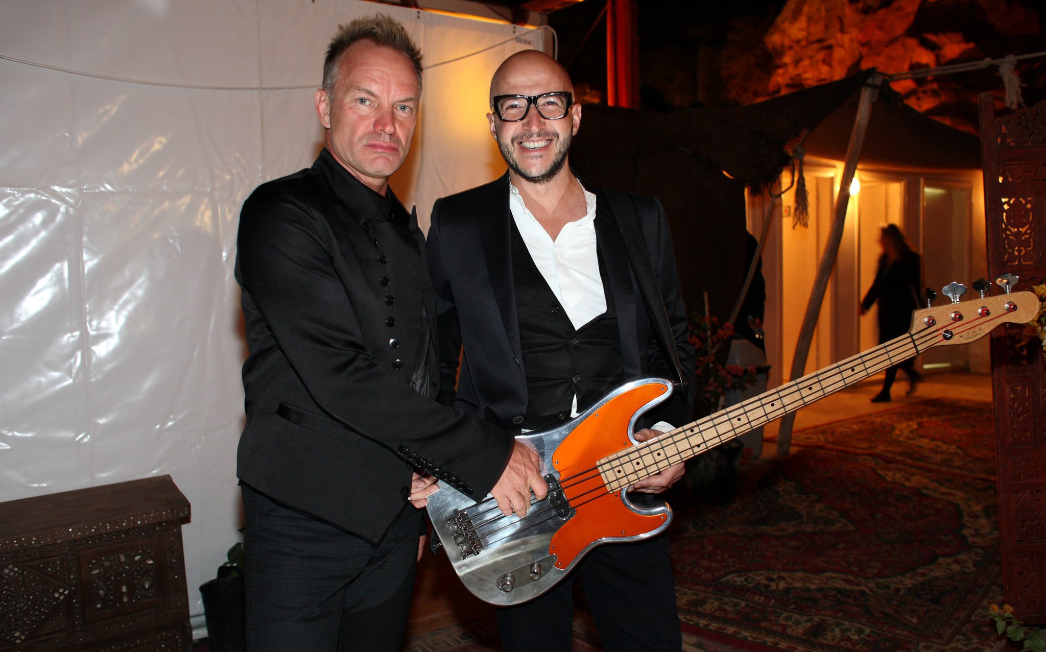 Saturnino con Sting e il famoso Noah Excalibur Bass
