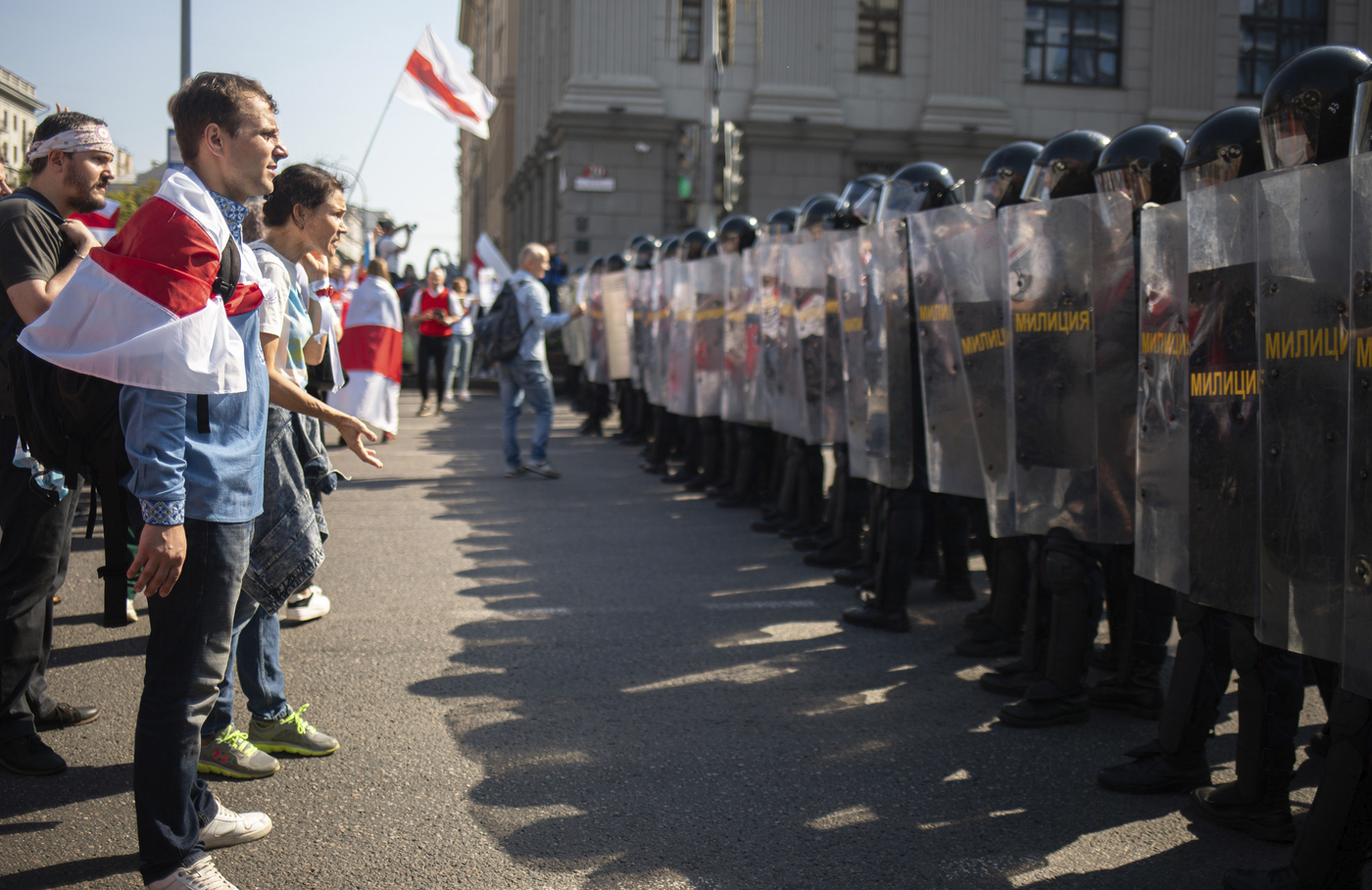 Minsk: continuano le proteste. Lettera degli sportivi contro Lukashenko