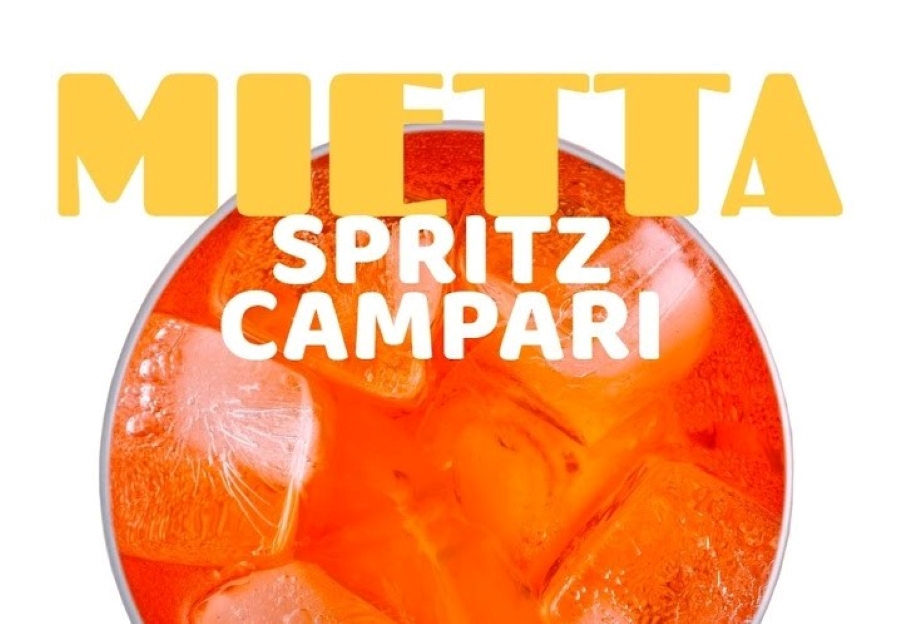 Mietta se ne frega e brinda. Il girl power di "Campari Spritz"