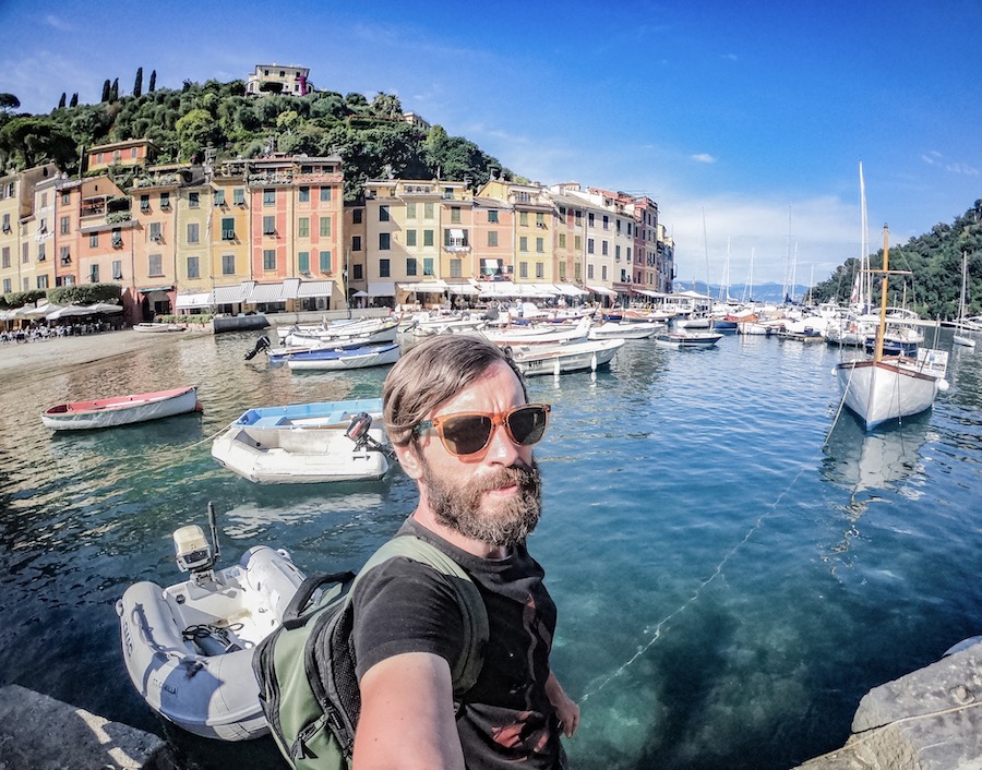 Portofino, Genova. Italia in Vespa: Liguria on the road