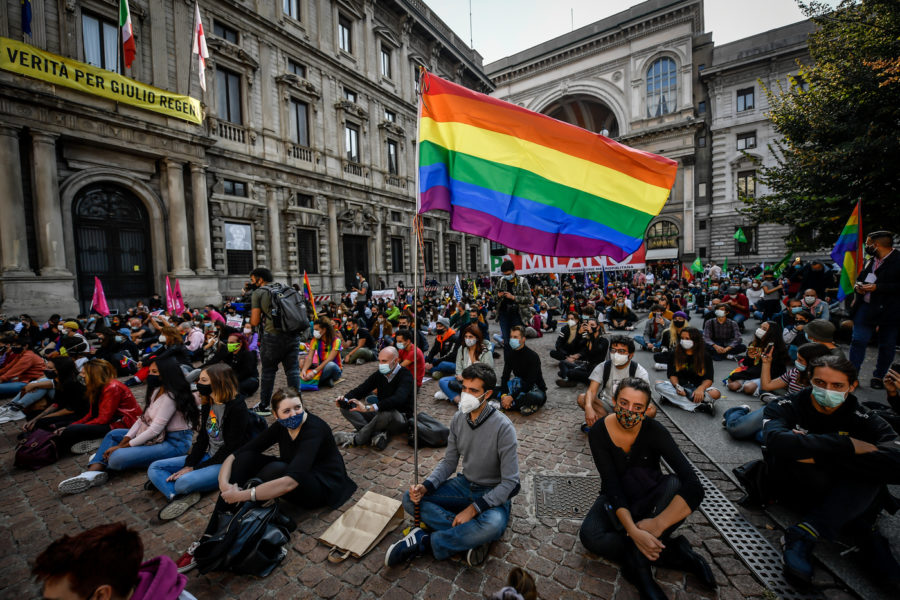 DDL Zan, la comunità LGBT scende in piazza contro l&#8217;omobitransfobia in tutta Italia