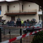 Uccide quattro familiari per l’eredità, poi si spara in diretta con i carabinieri: massacro ad Agrigento