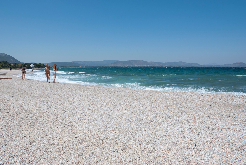 Spiaggia Atene, caldo anomalo Grecia