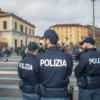 Genova, terrore nel centro storico, negoziante accoltellata a morte dentro a negozio di calzature