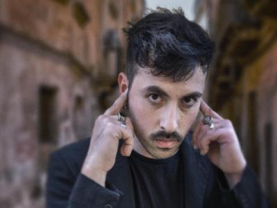 La Municipàl firma il testamento del nuovo pop. Fuori il singolo per l’estate “Se io fossi come te cambierei il mondo” e l’album “Per resistere al tuo fianco” – GUIDA ALL’ASCOLTO