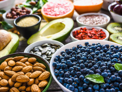 Rubrica. NUTRIMENTO ARMONICO di Michela Bellini. Uno stile di vita sano può prevenire un caso di tumore ogni tre