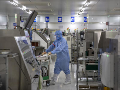Coronavirus, l’Oms: “Improbabile l’incidente di laboratorio in Cina”