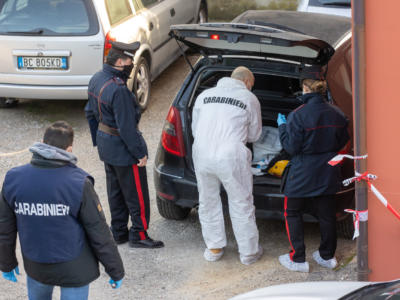 A Novara mamma uccise figlio tossicodipendente e violento: “Ho ucciso un mostro”. Condannata a 24 anni, ma la comunità è tutta con lei