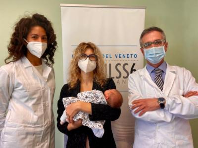 Coronavirus, mamme vaccinate durante la gravidanza: nate due bimbe con anticorpi a Padova