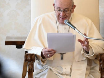 Benedizione coppie gay, Germania e Austria si ribellano alla decisione del Papa: “Noi lo faremo lo stesso. Ricaduta che credevamo superata con Papa Francesco”