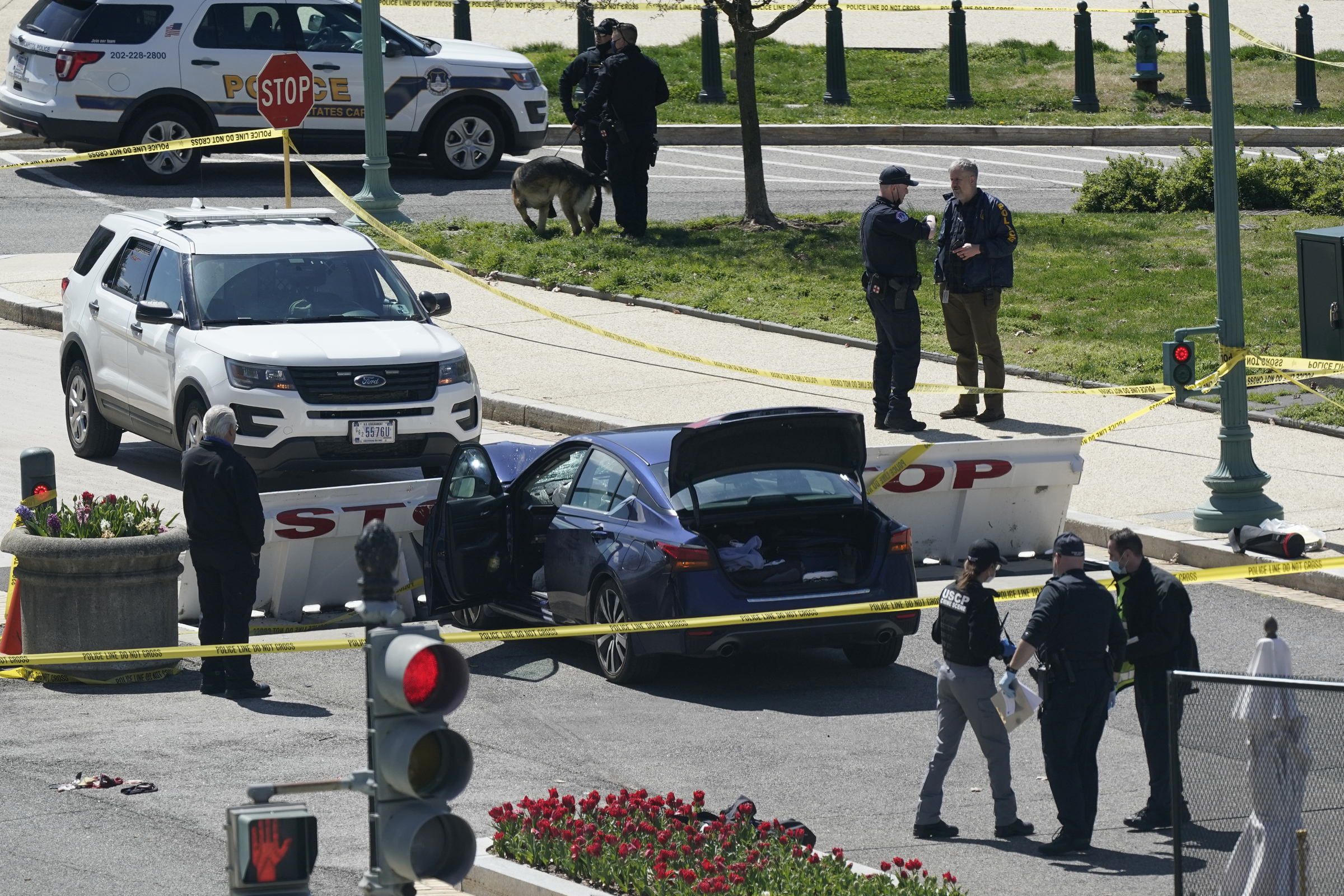 Washington, auto contro agenti a Capitol Hill: feriti e arrestato conducente