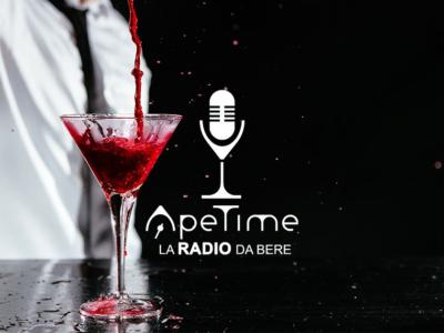 Rubrica. FLASHLIGHT. La musica da bere, nasce ApeTime Radio.