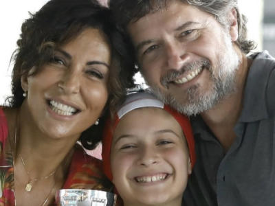 “Svegliati amore mio”, Sabrina Ferilli dona stipendio e assistenza legale all’operaio di Taranto licenziato per aver condiviso un post da Facebook sulla Fiction