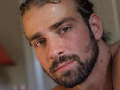Svolta nel caso del cameraman Mario Biondo, nuovi accertamenti rivelano: “Non fu suicidio, non era solo in casa al momento della morte”. Torna prepotente l’ombra dell’omicidio