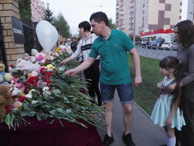 Russia. Ragazzo irrompe in una scuola e spara. “Mi sono accorto da solo di essere Dio”