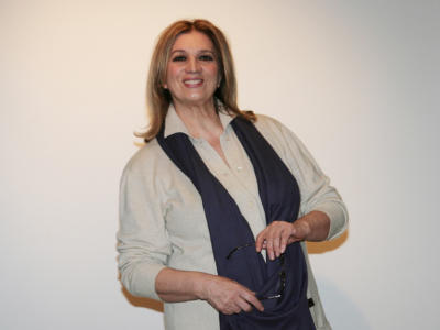 Iva Zanicchi su Maria de Filippi: “Se non dici che la stimi, tienila buona e sei a posto per 10 anni”