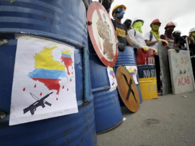 Colombia, il presidente schiera l’esercito contro le proteste