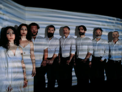 Canzoniere Grecanico Salentino, il gruppo del Sud Salento che odora di Mediterraneo e passato torna sulla scena internazionale. Fuori l’album “Meridiana”