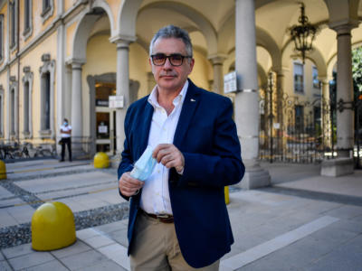 Il virologo Fabrizio Pregliasco a OaPlus: “Con il 50% dei vaccinati via le mascherine. E servono protocolli sistematici per eventi sportivi e musicali”