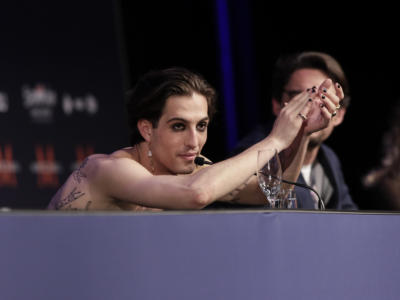 Giorgia Soleri, la fidanzata di Damiano dei Måneskin, fa coming out: “Sono bisessuale”