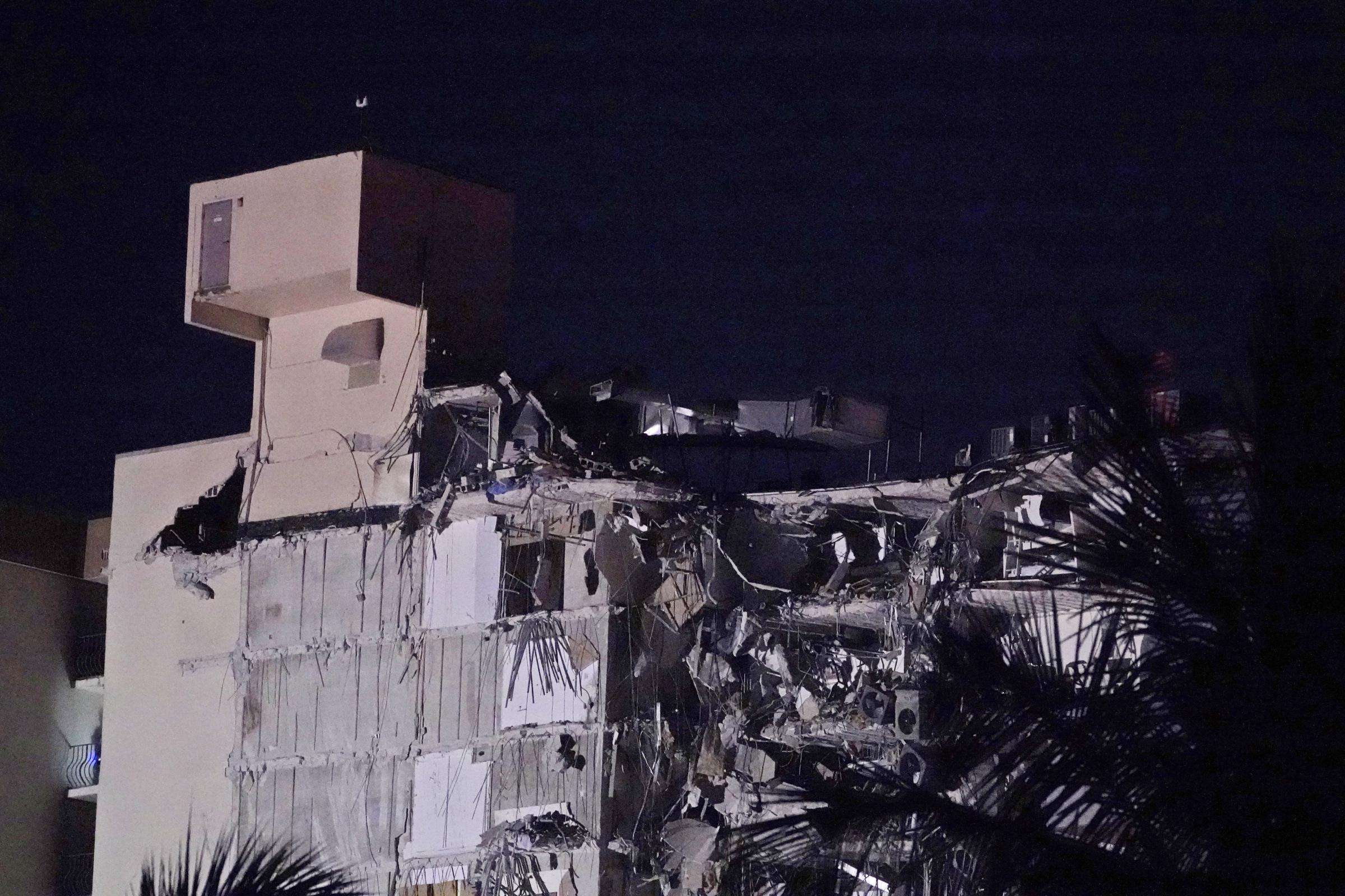 Miami, 51 dispersi dopo il crollo di un palazzo nel ...
