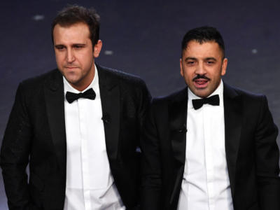 Pio e Amedeo vs Fedez durante i Seat Music Awards: “Con la polemica aumenti il traffico sui social così puoi vendere i tuoi prodotti”. Il rapper risponde nella notte: “State perdendo smalto, se volete ve ne presto un pochino io” VIDEO