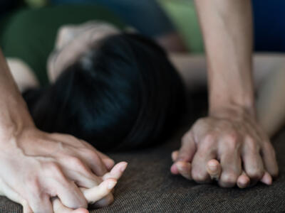 L’orrore di Trapani, il bidello 62enne amico di famiglia e la studentessa 12enne: la porta nel casolare e la violenta. Dal Tribunale di Marsala arriva la condanna al carcere