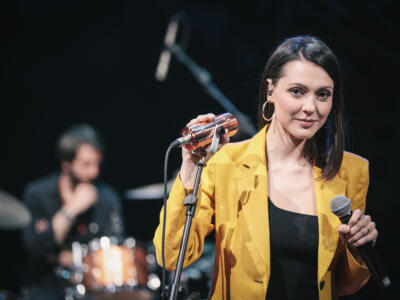 LUCE SOCIAL CLUB 2022. Simona Molinari, Alessandro Borghi, Guido Maria Brera e Domenico Procacci ospiti dell’ottava puntata. Ecco le pillole video in ANTEMPRIMA ESCLUSIVA per OA PLUS!