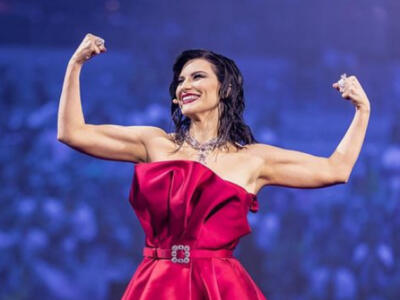 Laura Pausini, no stress ma Covid! Un tampone smentisce le convinzioni della cantante e risolve il giallo dell’Eurovision