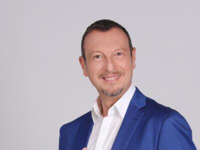 Amadeus presenta Arena 60′ 70′ 80′ 90′: “Una compilation che chi ha la mia età apprezzerà ”
