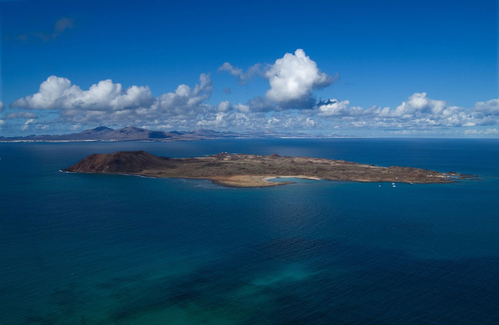 Aerial_La-Graciosa_low