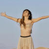 Dolcenera lancia ‘Calliope’: il singolo per l’estate è un abbraccio di “Peace & Love”