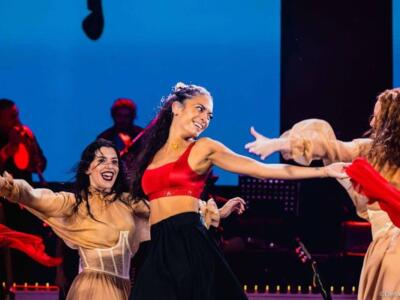 La Notte della Taranta firmata Dardust è il piatto forte di Rai 1. Marco Mengoni, Elodie e Stromae da urlo. Da non perdere!