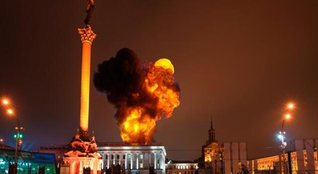 Ucraina, ancora bombardamenti da parte della Russia. Biden: &#8220;Dagli USA in arrivo sistemi avanzati di difesa aerea&#8221;