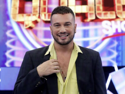 Tale e Quale Show, Antonino Spadaccino rivela prima del gran finale di questa sera: “Ero obbligato a non dichiarare la mia omosessualità. Si sono accaniti gratuitamente”
