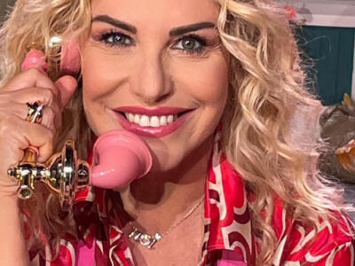 Antonella Clerici racconta le sue trasgressioni: dai ritocchini estetici, ai travestimenti nell’intimità