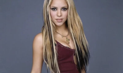 Shakira torna a parlare di Piquè: "Ho scoperto il tradimento grazie alla marmellata". Il Natale della cantante passato nel deserto in compagnia dei figli