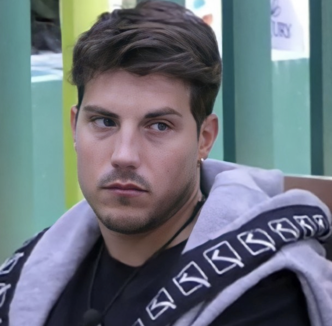 GFVip7, Daniele Dal Moro vuole abbandonare il reality cercando di farsi squalificare: ce l'ha con gli autori