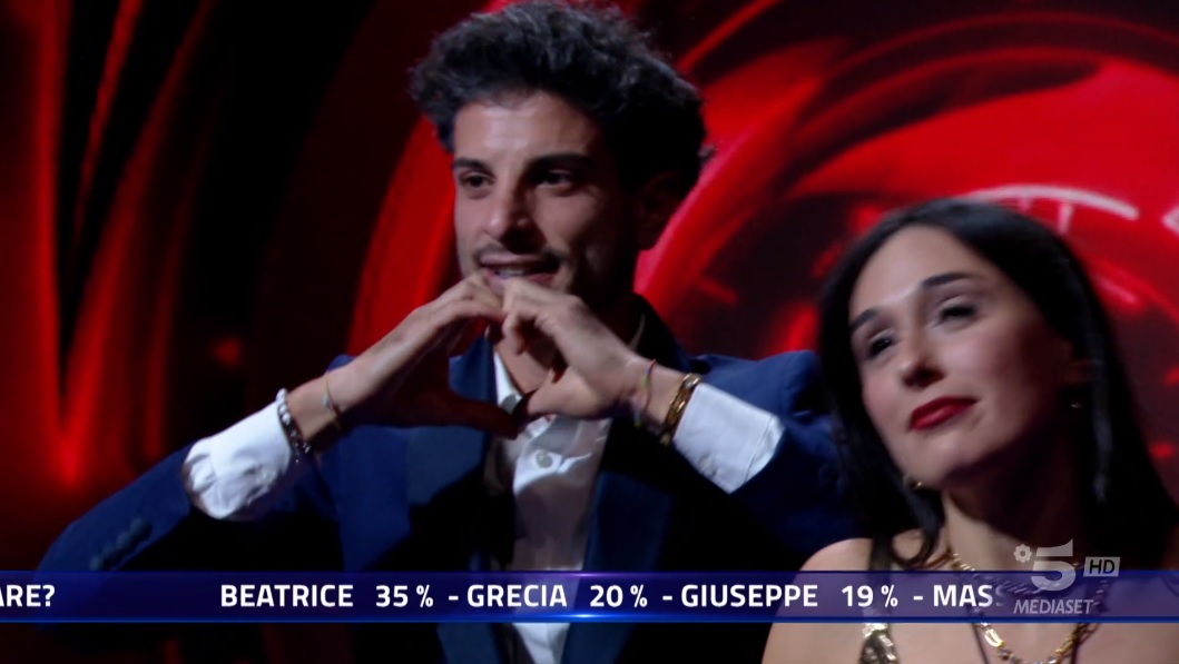 LIVE Grande Fratello 2023, puntata di Lunedì 30 Ottobre