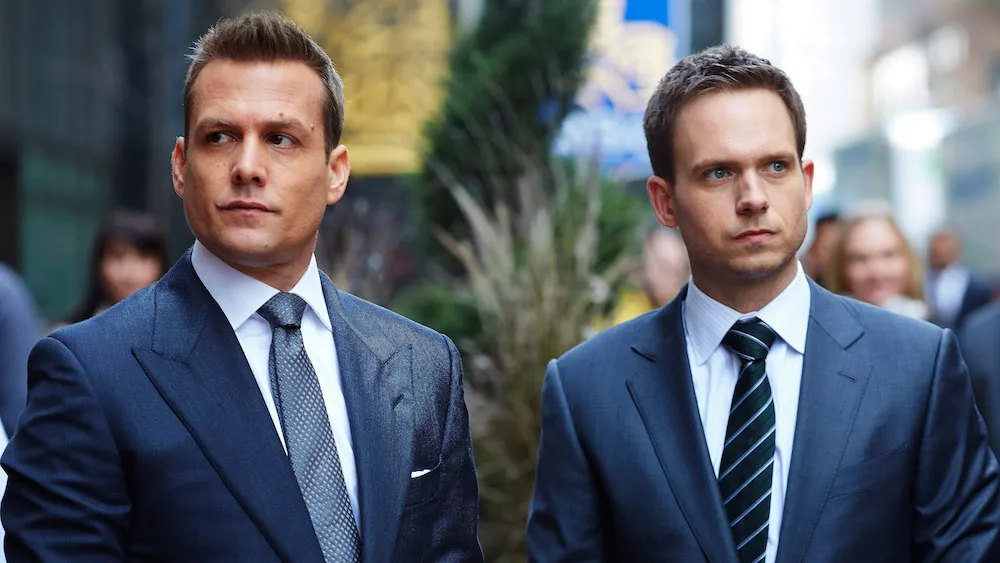 Le star di "Suits" Patrick J. Adams e Gabriel Macht saranno presenti all'81esima edizione dei Golden Globes