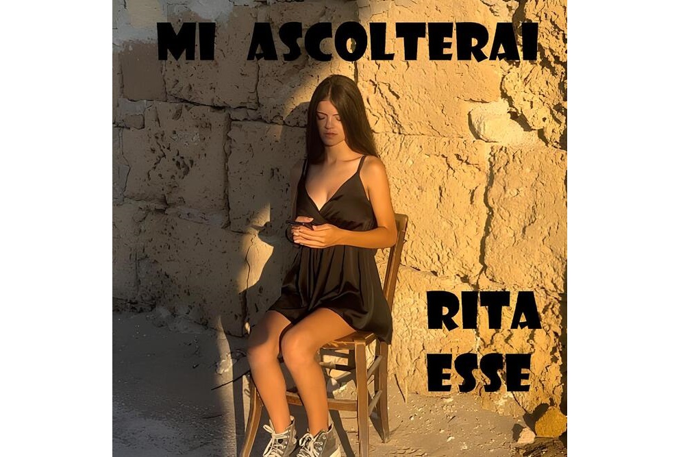 Rita Esse, Mi ascolterai - Copertina (© Ufficio Stampa)