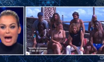 Isola dei Famosi: Pietro fa accuse pesanti ai naufraghi, Sonia Bruganelli sbotta, il web lo smaschera (VIDEO)