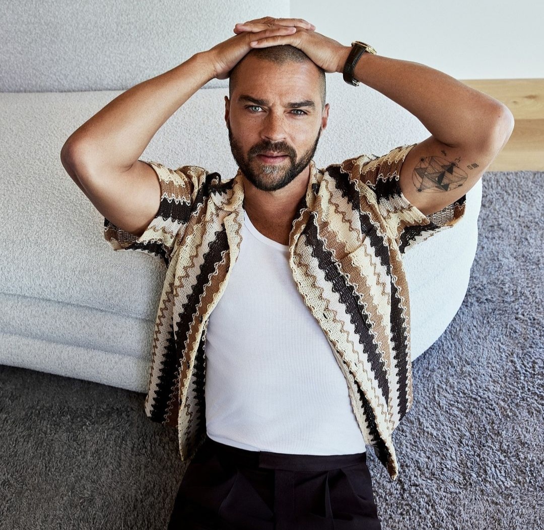 Jesse Williams Costiera