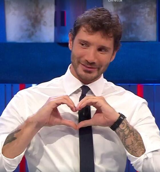 "Affari Tuoi" non va in vacanza: il game show viene prolungato anche in estate