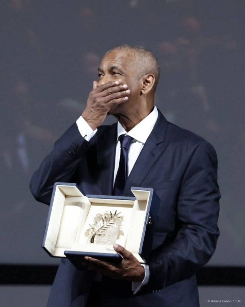 Denzel Washington al Festival di Cannes 2025 (Crediti: Cine Pills)