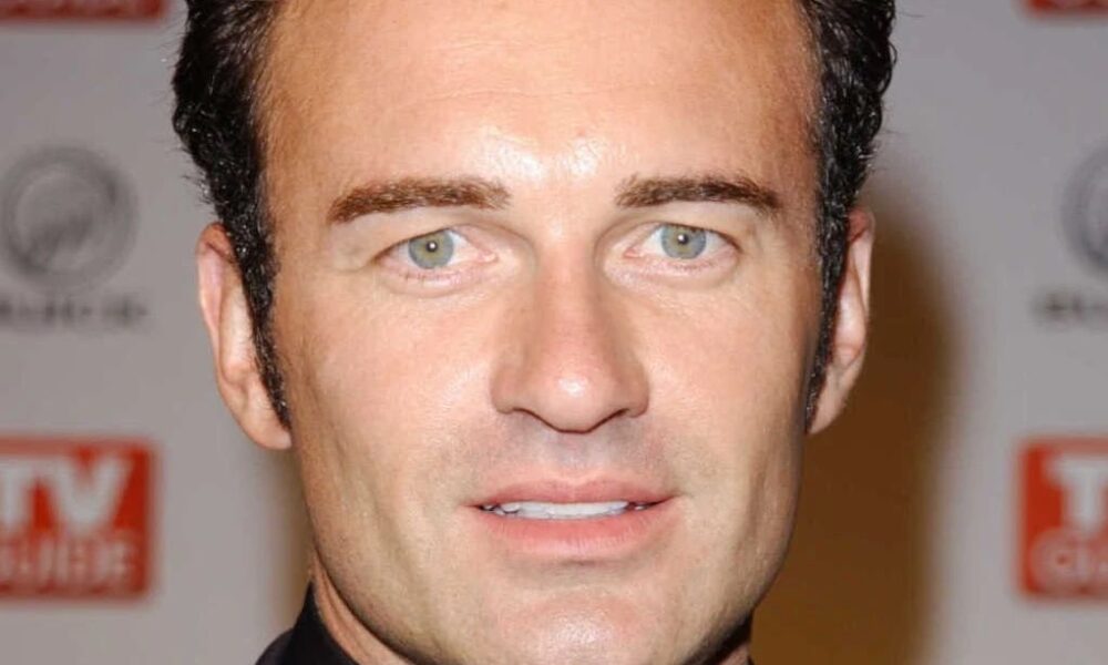 È morto Julian McMahon, icona di "Streghe" e "Nip/Tuck": aveva 56 anni