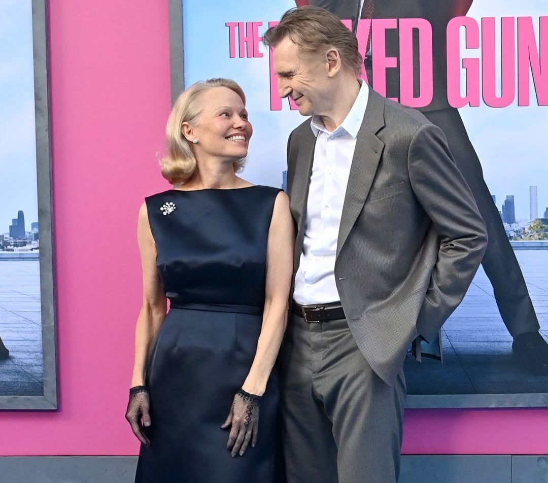 Liam Neeson e Pamela Anderson sono ufficialmente una coppia! (VIDEO)
