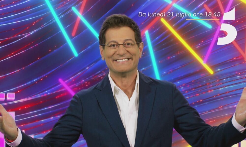 Enrico Papi ritorna con Sarabanda